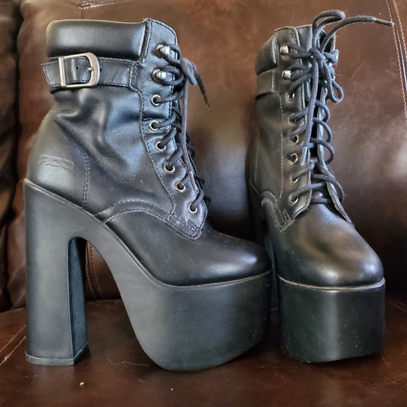 Dolls Kill Shoes - dolls kill ROC platform boot